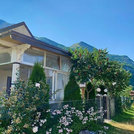 Lola Guest House Vuthaj Екстериор снимка