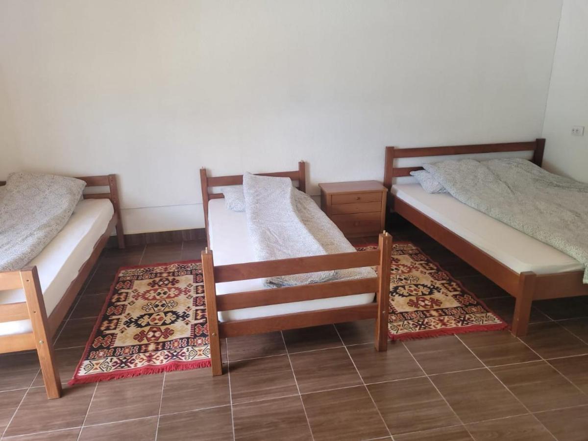 Lola Guest House Vuthaj Екстериор снимка