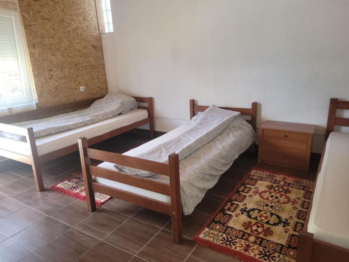 Lola Guest House Vuthaj Екстериор снимка