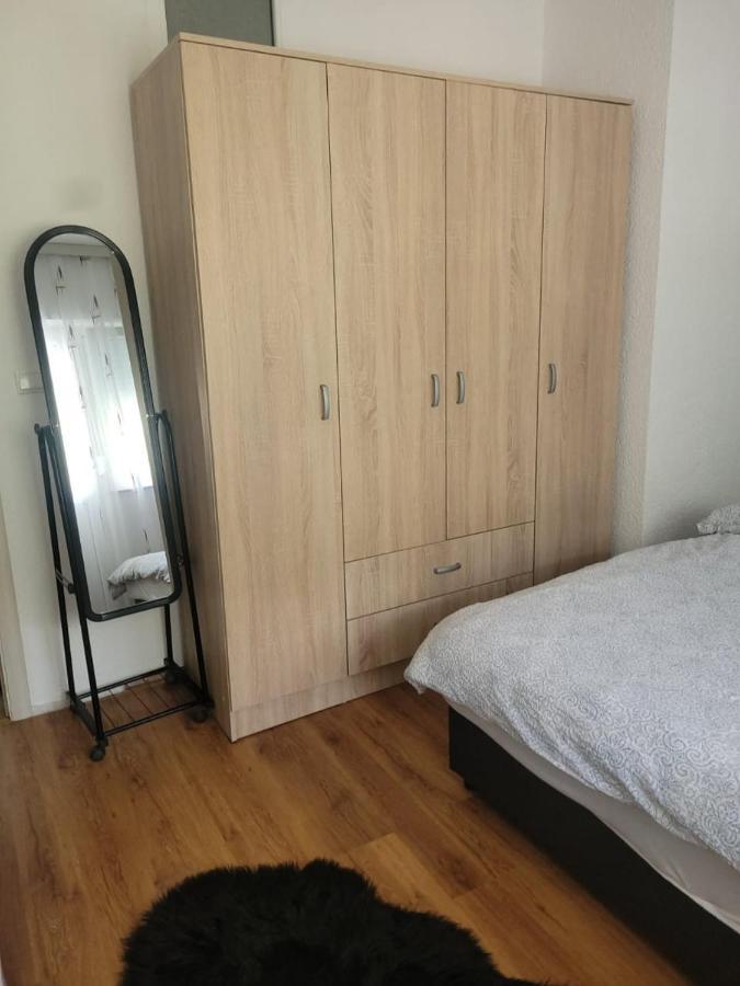 Lola Guest House Vuthaj Екстериор снимка